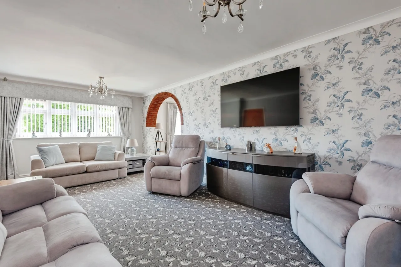 Glenville Close, Liverpool, L25, photo 10