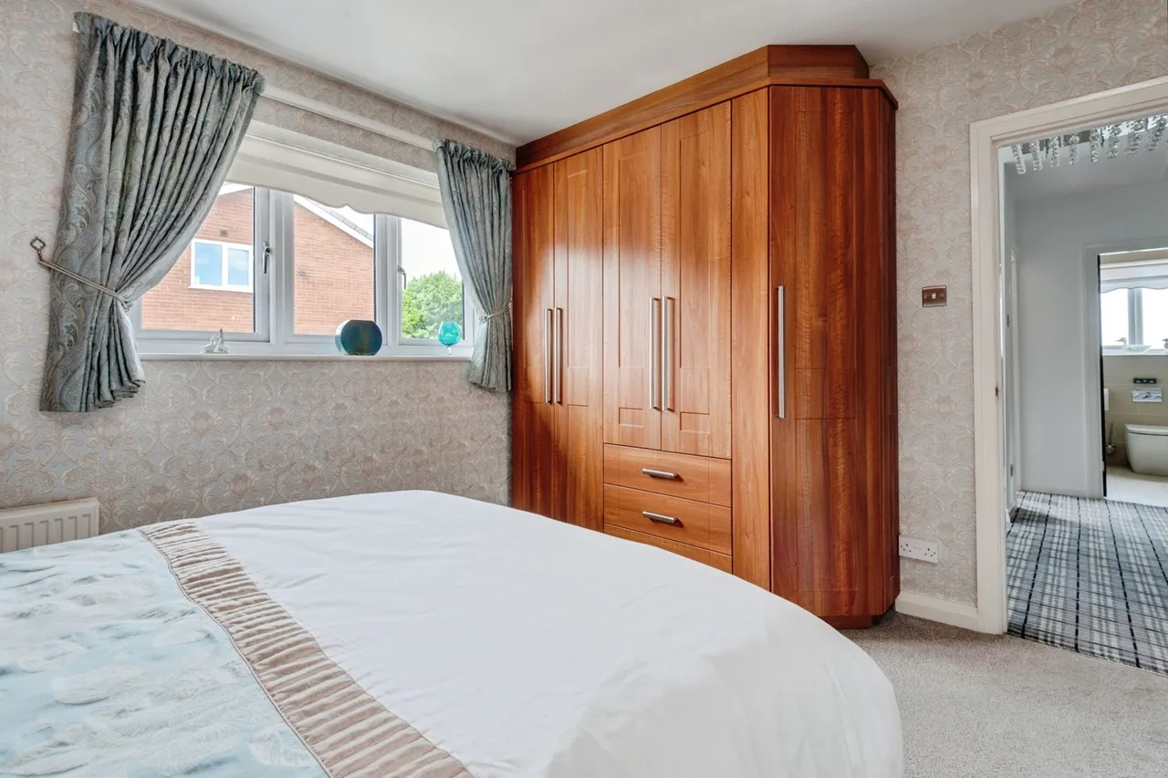 Glenville Close, Liverpool, L25, photo 19