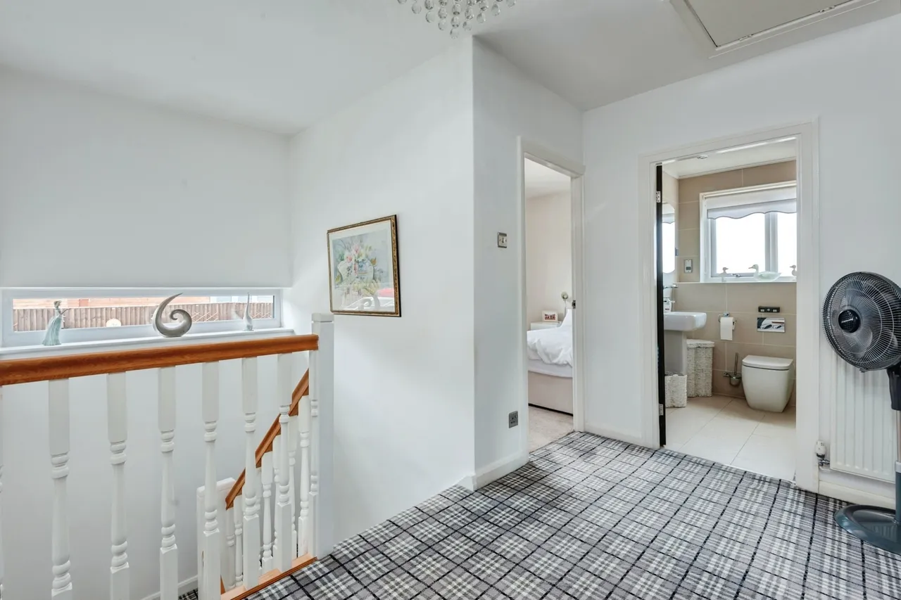 Glenville Close, Liverpool, L25, photo 24