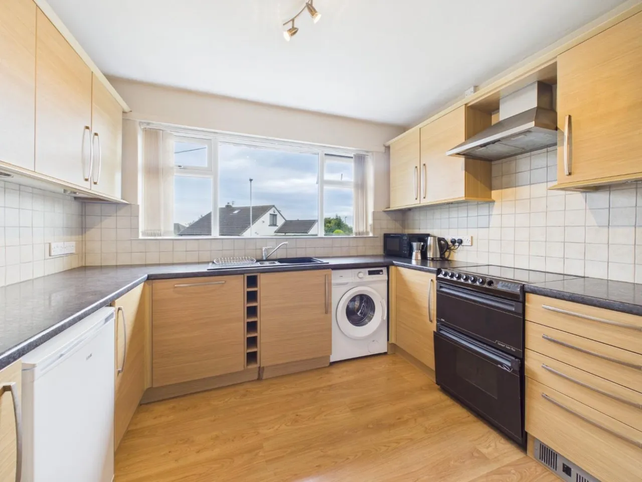Heaton Drive, Bingley, BD16, photo 8