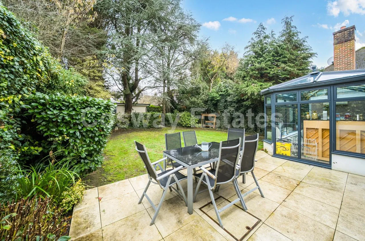Hendon Wood Lane, Mill Hill, NW7, London, photo 16