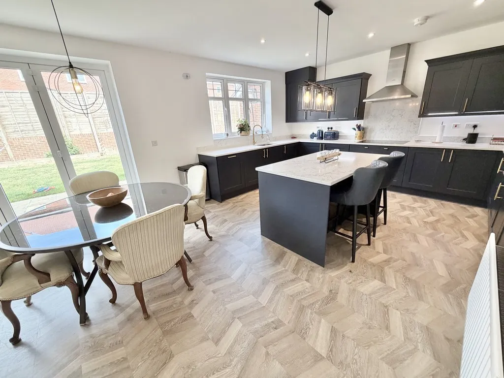 Deepcut, Camberley, photo 22