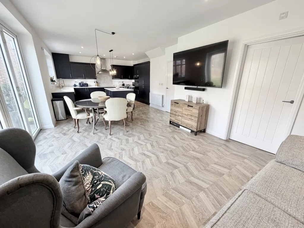 Deepcut, Camberley, photo 20