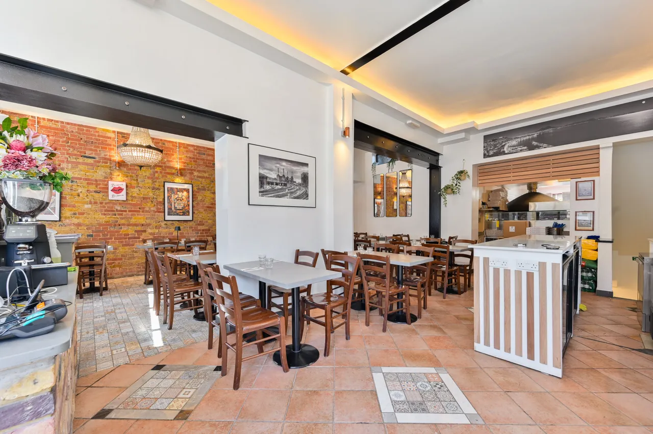 64 Battersea Rise, London, photo 7