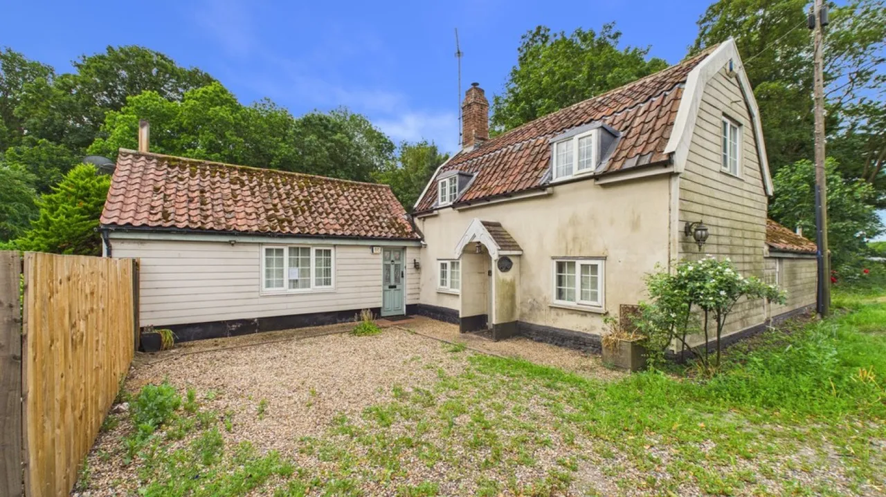 3 bed house for sale, Ixworth Road, Great Barton, IP31