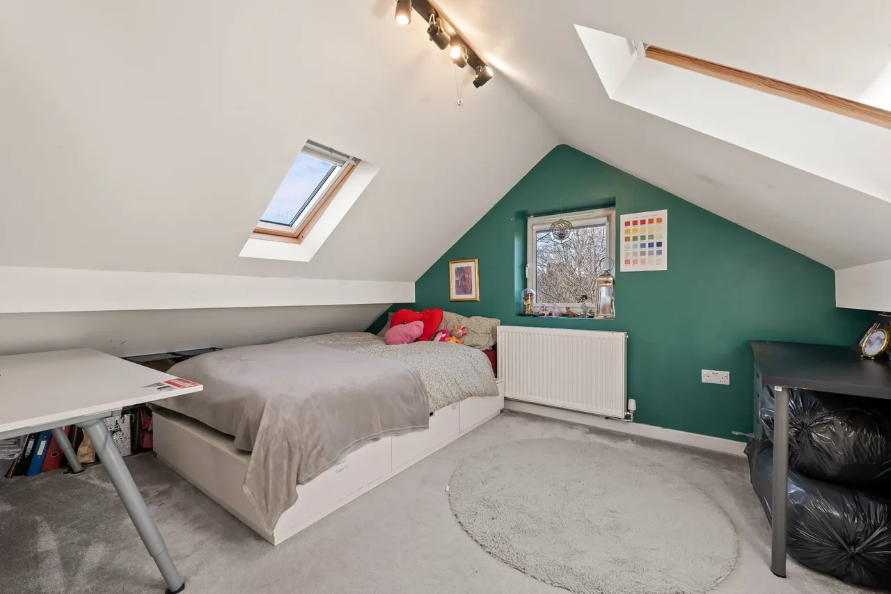 First Bungalow, Amen Corner, photo 19