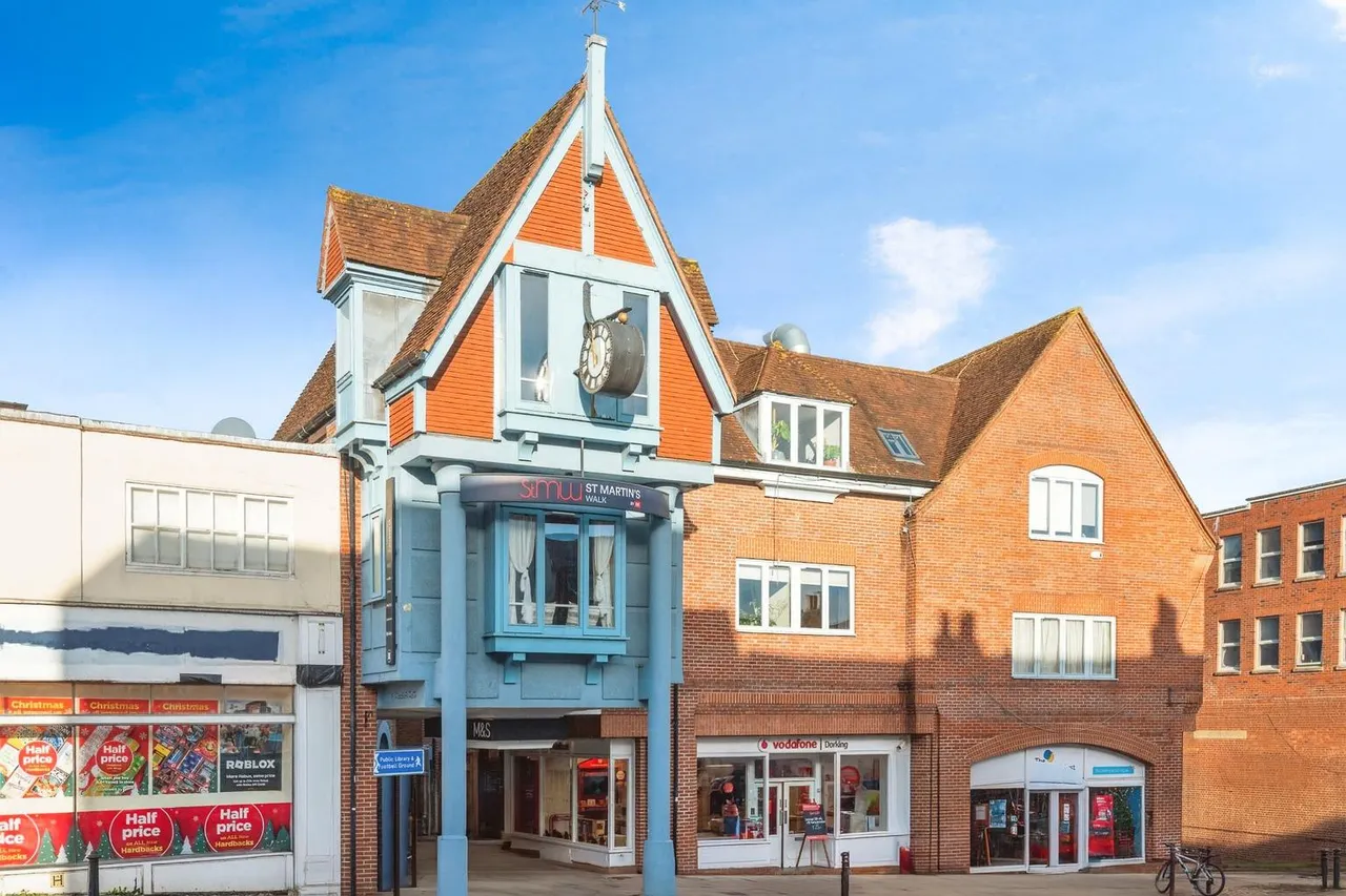 St. Martins Walk, Dorking, RH4, photo 8