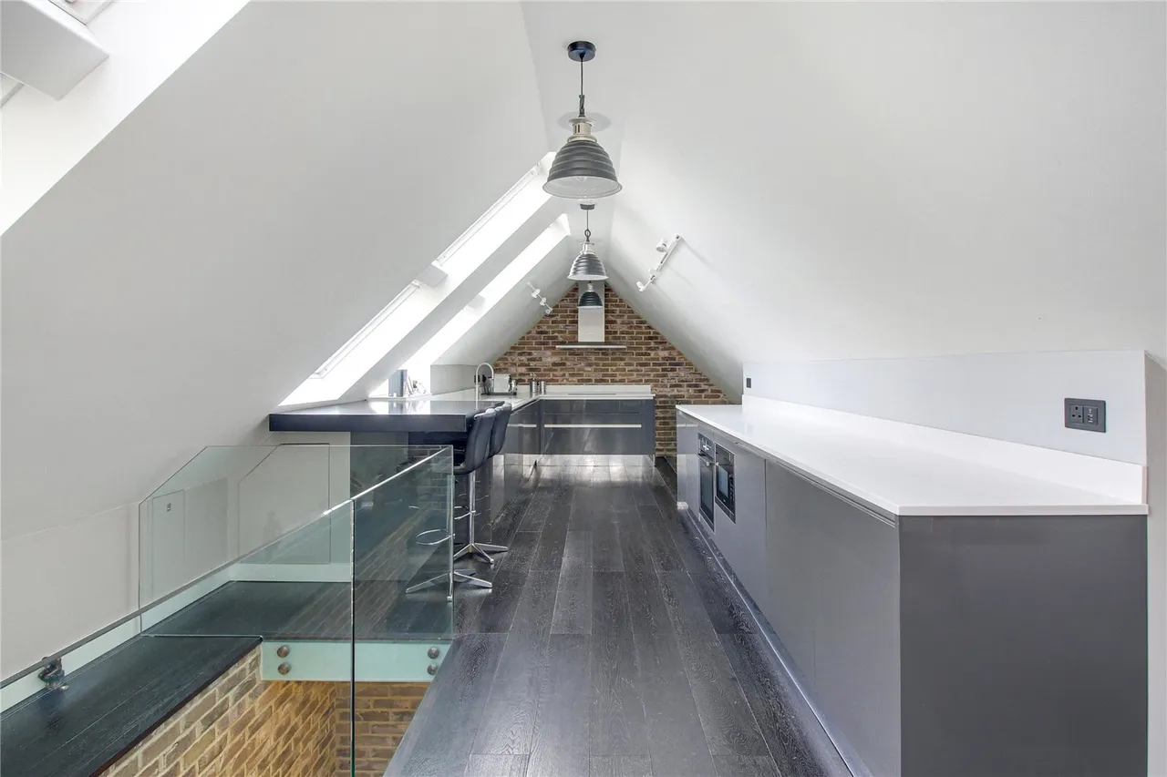 Fitzjohns Avenue, Hampstead, London, NW3 5LS, photo 5