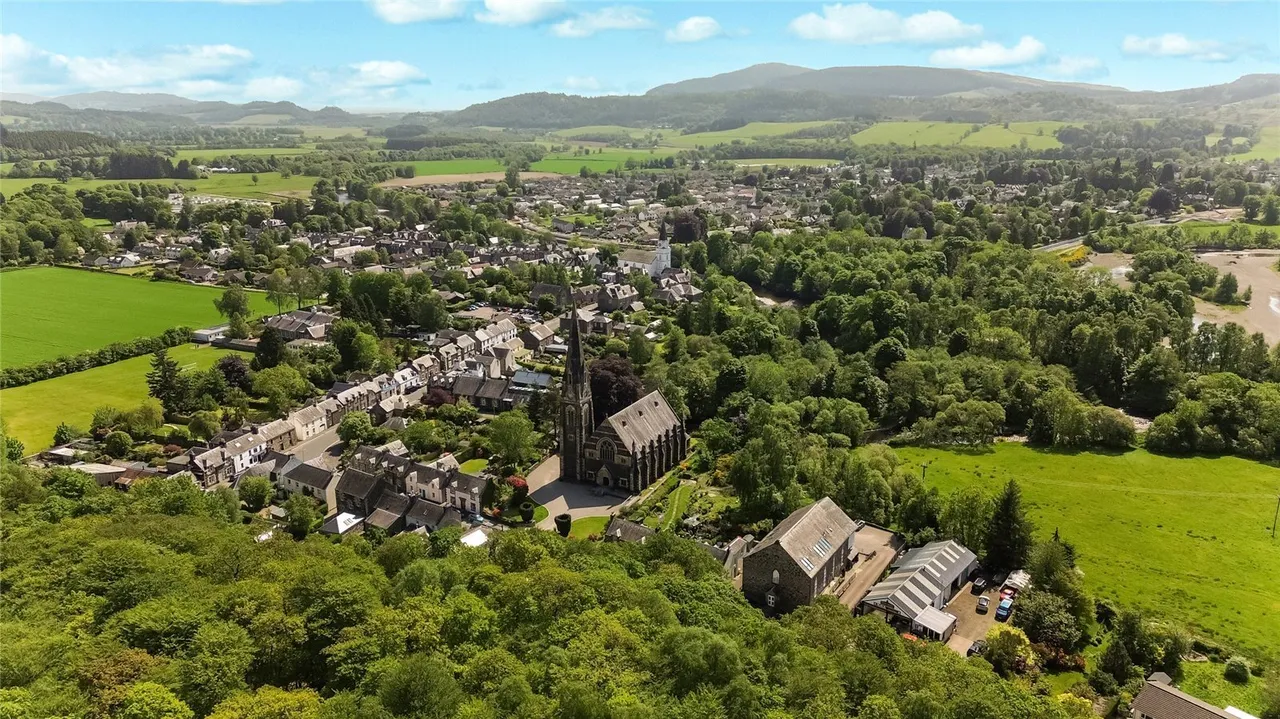 Earnview Court, Burrell Street, Comrie, Crieff, Perth and Kinross, PH6, photo 27
