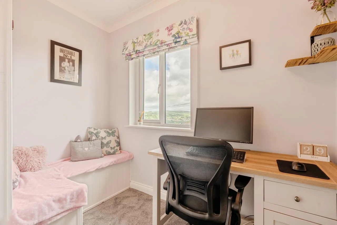 Kings Causeway, Brierfield, Nelson, Lancashire, BB9, photo 17