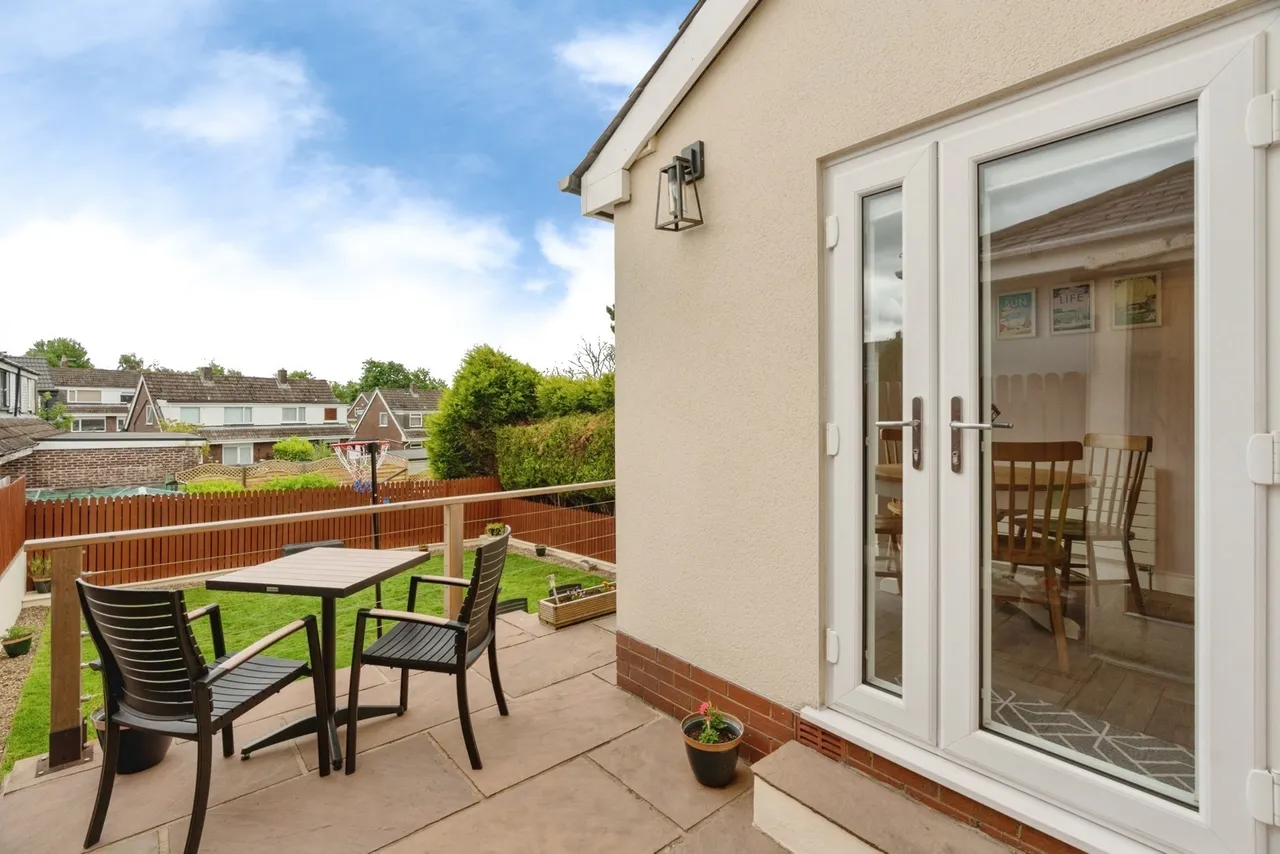 Kings Causeway, Brierfield, Nelson, Lancashire, BB9, photo 22