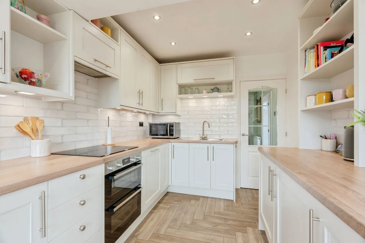 Kings Causeway, Brierfield, Nelson, Lancashire, BB9, photo 4