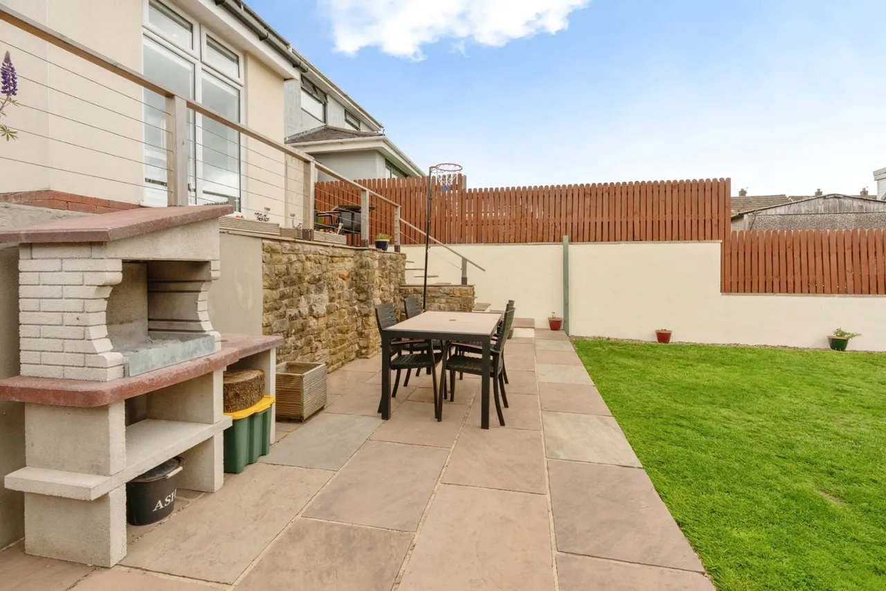 Kings Causeway, Brierfield, Nelson, Lancashire, BB9, photo 21