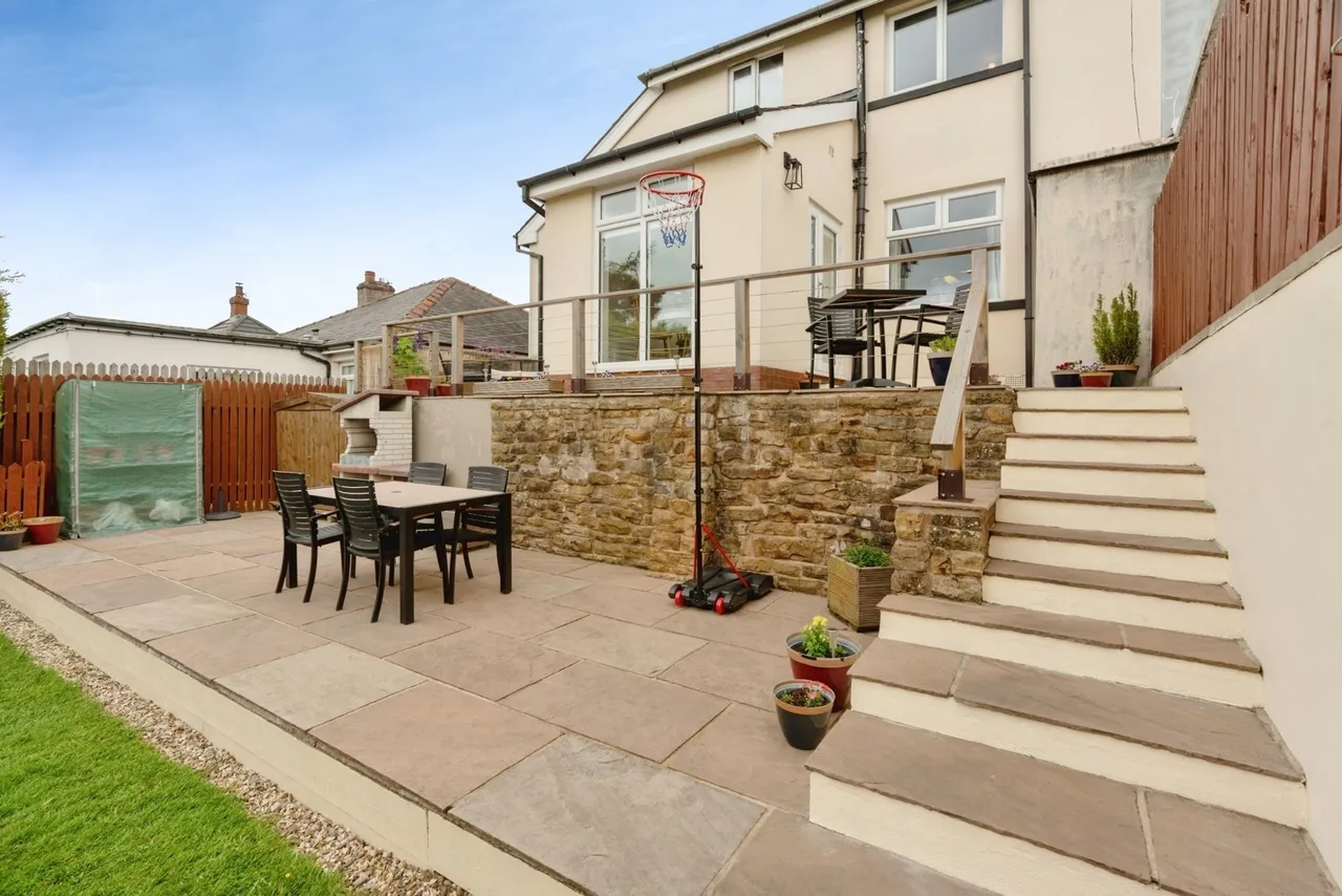Kings Causeway, Brierfield, Nelson, Lancashire, BB9, photo 23