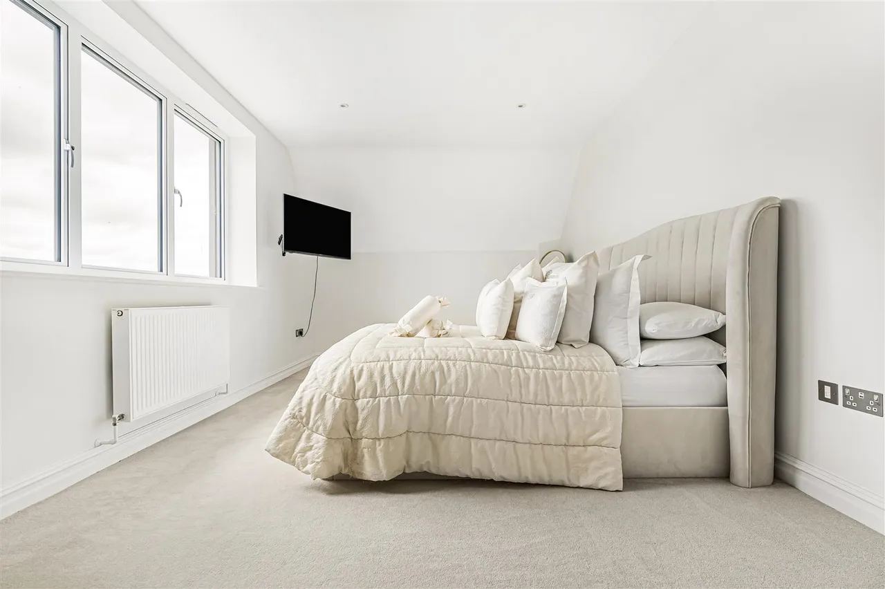 The Street, Kelshall, SG8, photo 20