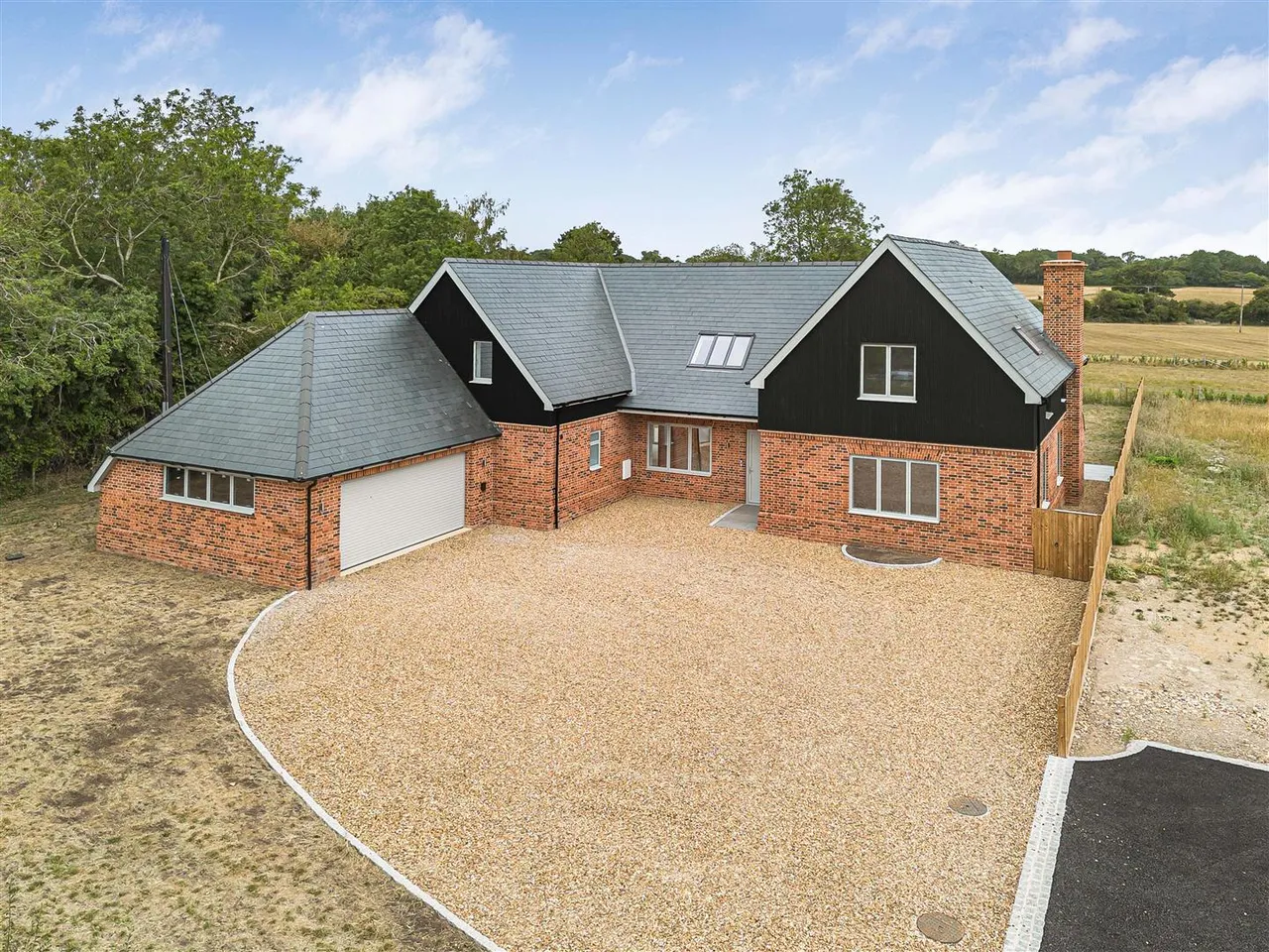 4 bed property for sale, The Street, Kelshall, SG8