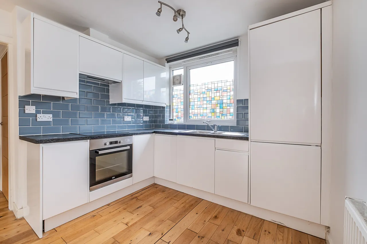 Waverton Road, London, SW18, photo 4