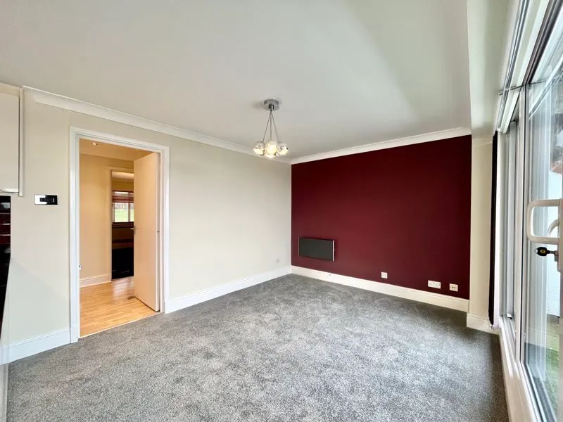 The Vale, Basildon, SS16, photo 5