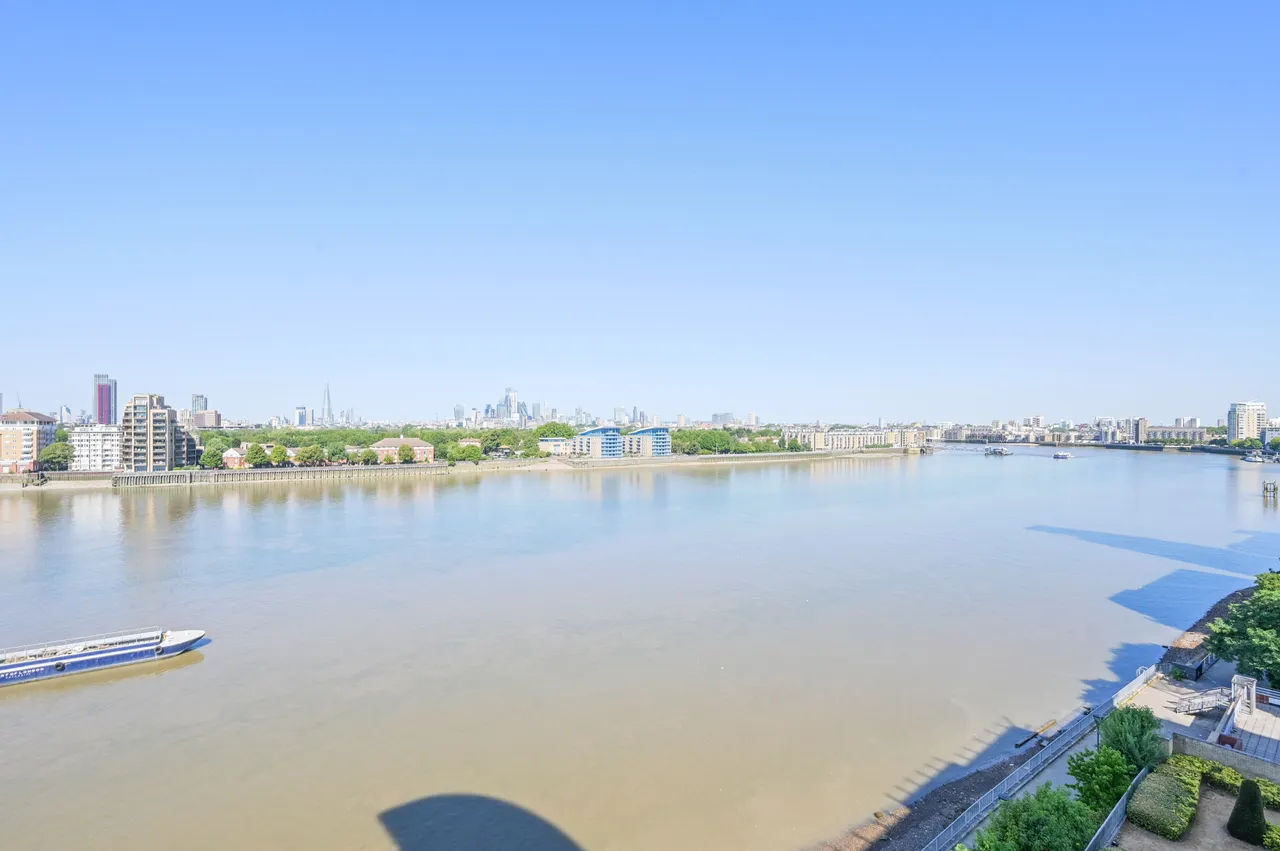 49 Ocean Wharf, 60 Westferry Road, London, photo 4