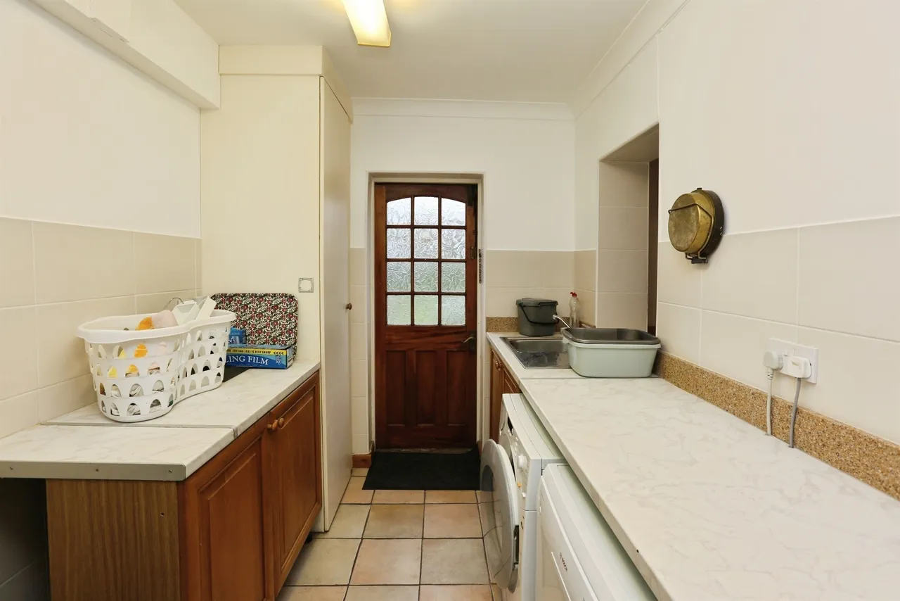 Little Anglesey Road, Gosport, photo 12
