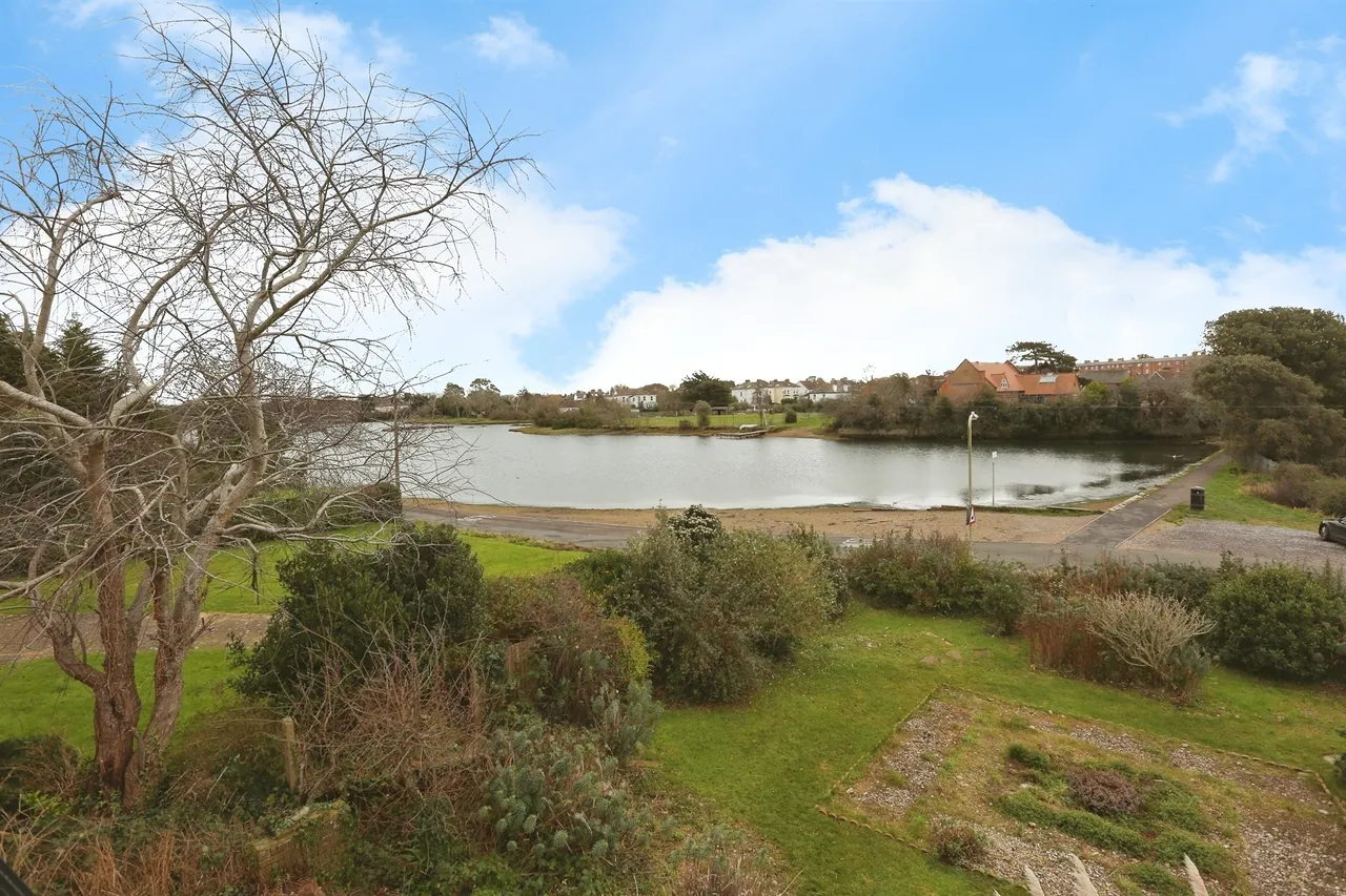 Little Anglesey Road, Gosport, photo 3
