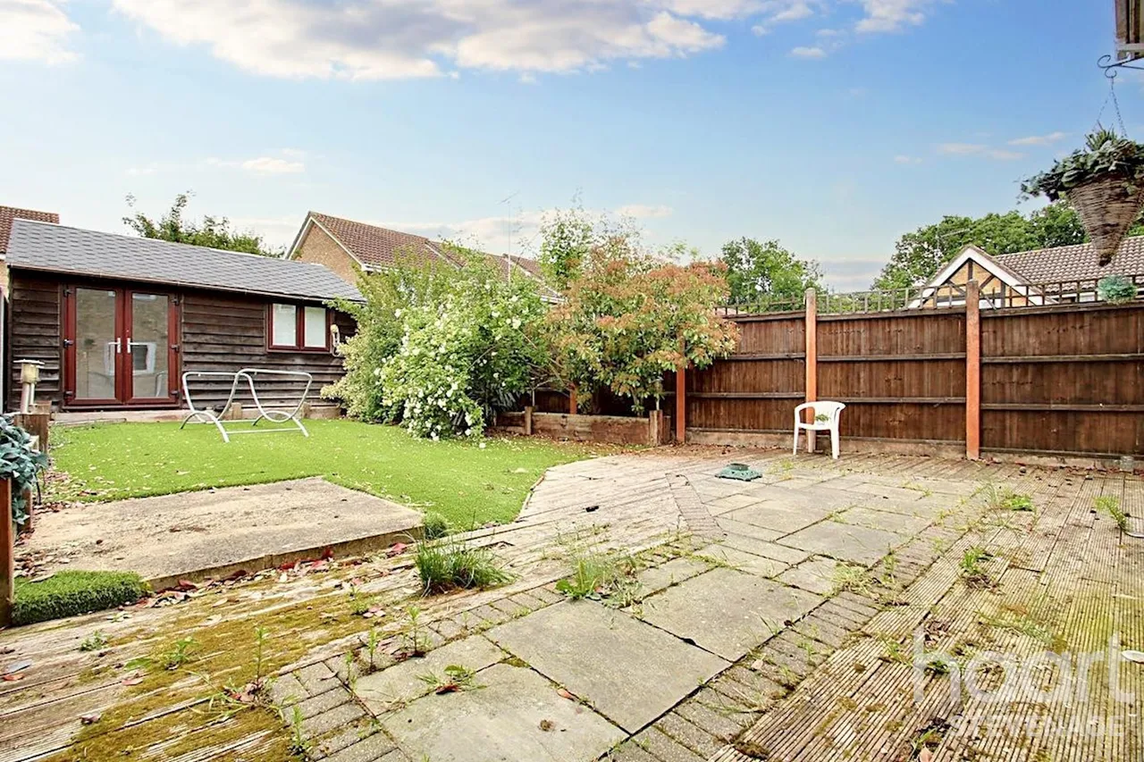 The Lawns, Stevenage, SG2, photo 5
