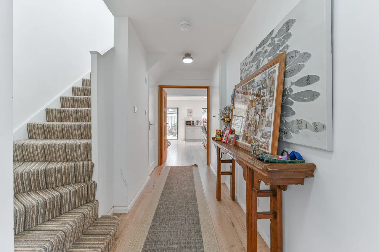 25 Barton Green, New Malden, photo 5