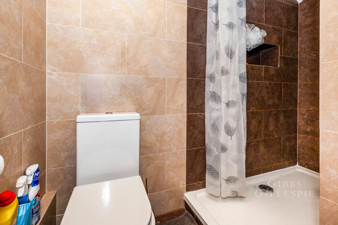 High Street, Uxbridge Fees Apply, UB8, photo 8