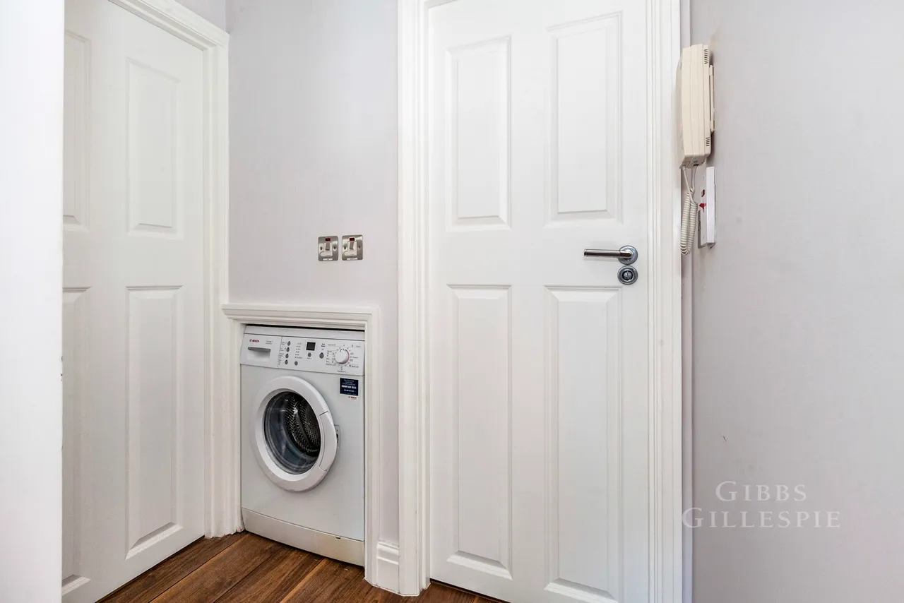 High Street, Uxbridge Fees Apply, UB8, photo 11