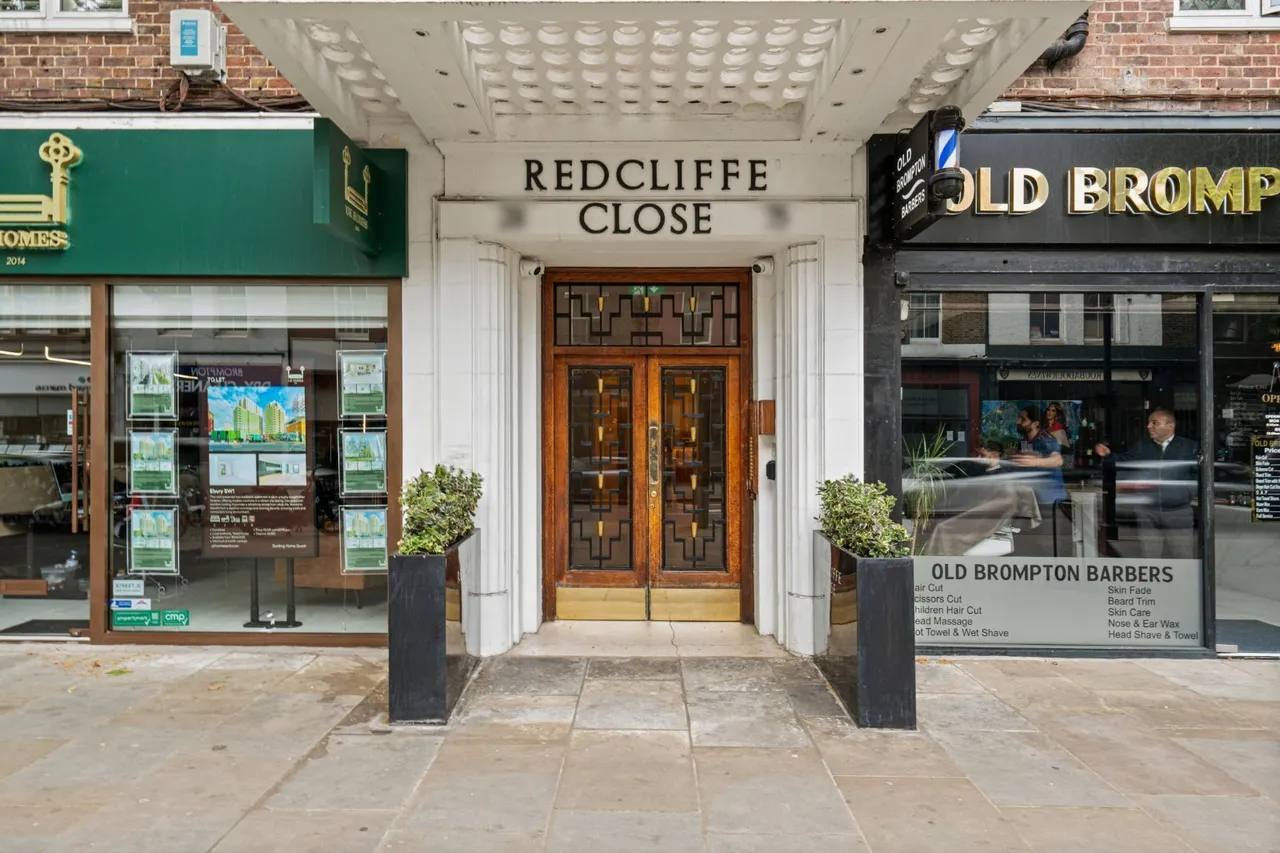 Old Brompton Road, Earls Court, SW5, photo 11