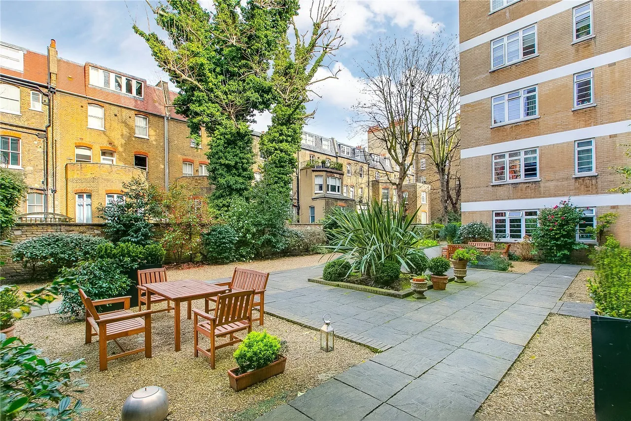 Old Brompton Road, Earls Court, SW5, photo 5