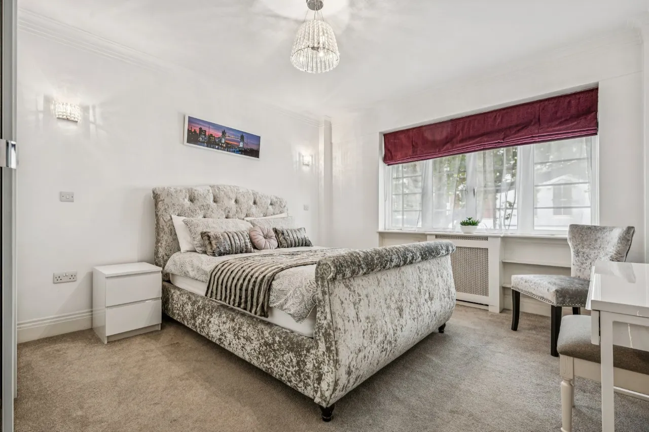 Old Brompton Road, Earls Court, SW5, photo 3