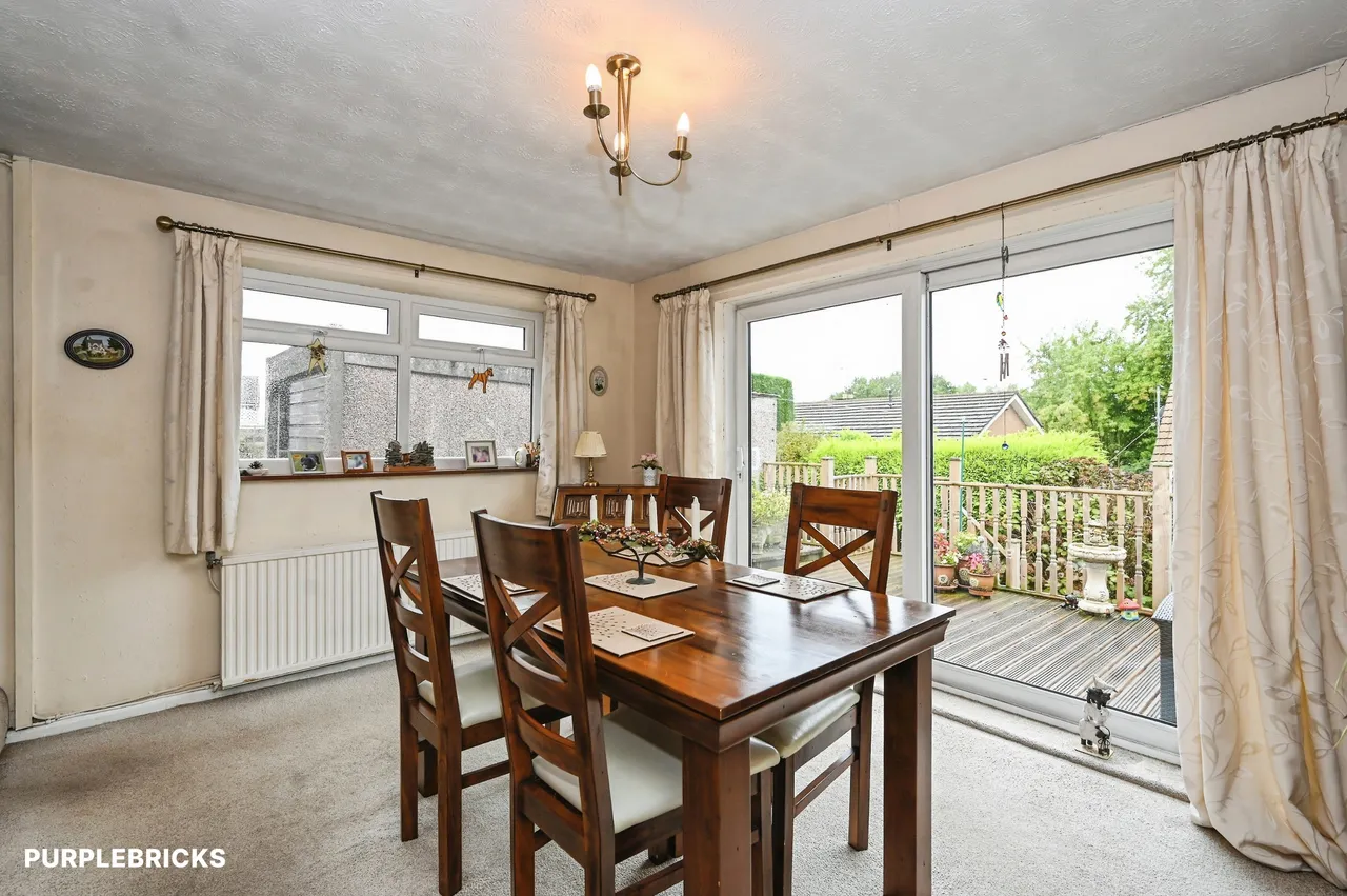 Lingfield Crescent, Wigan, WN6, photo 7