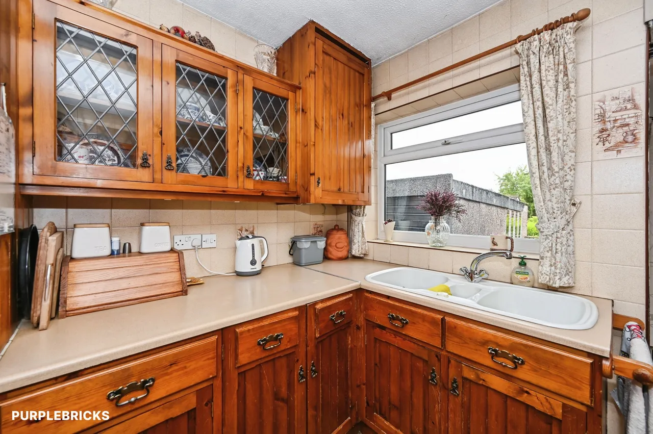 Lingfield Crescent, Wigan, WN6, photo 8