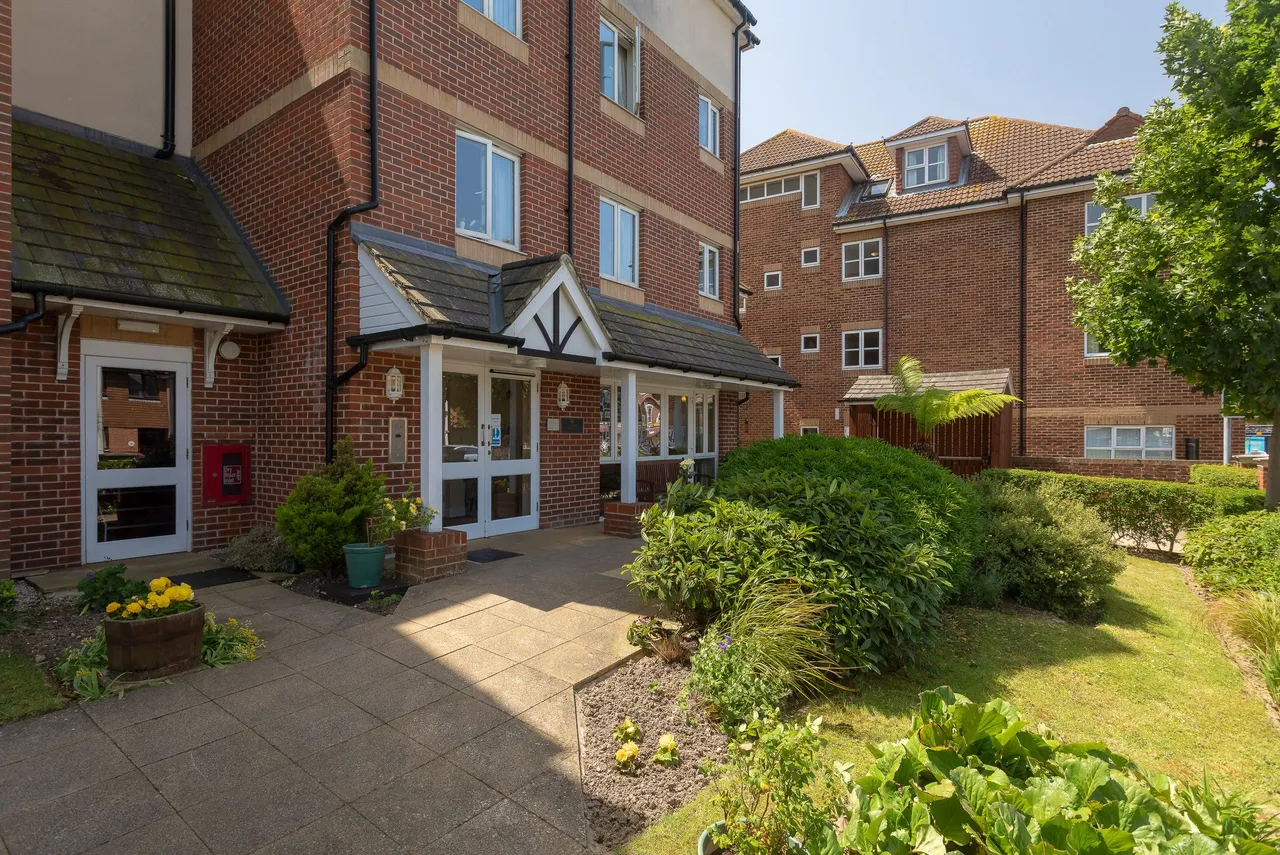 1 bed retirement property for sale, East Street, Hythe, CT21