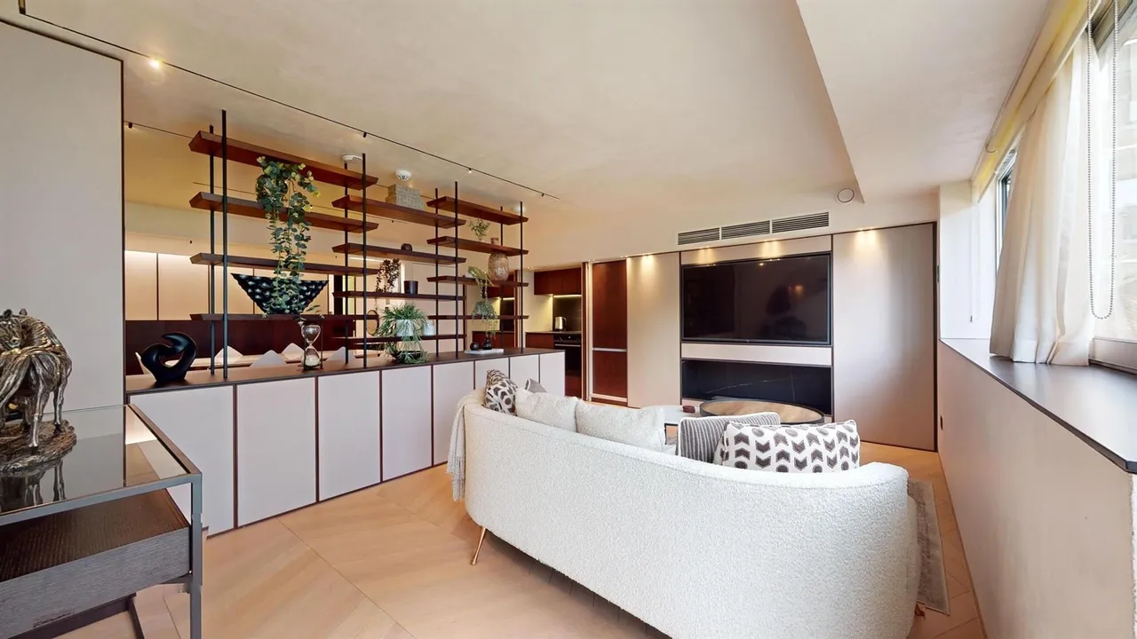 Campden Hill Road, London, W8, photo 2