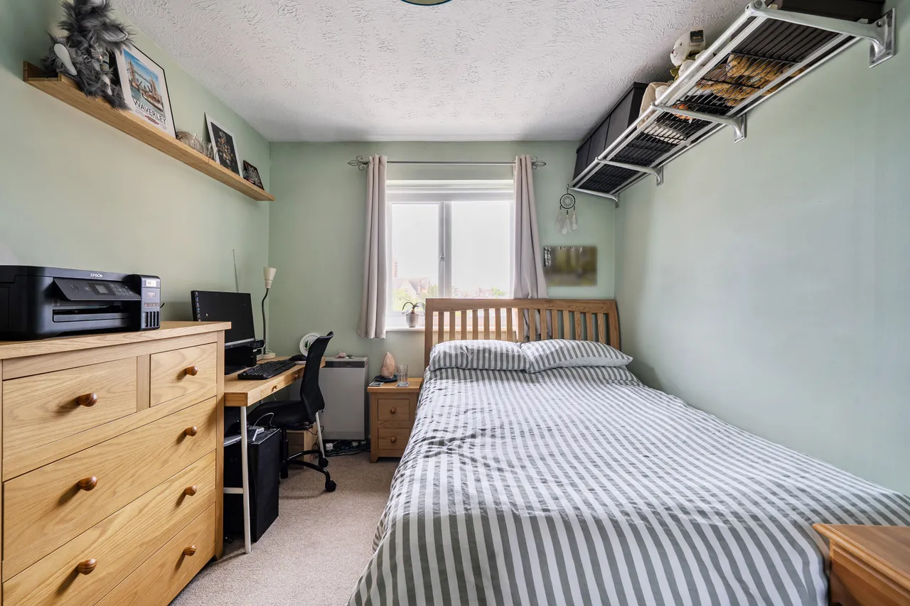 11 Heron House, 1a Cottage Grove, Surbiton, photo 3