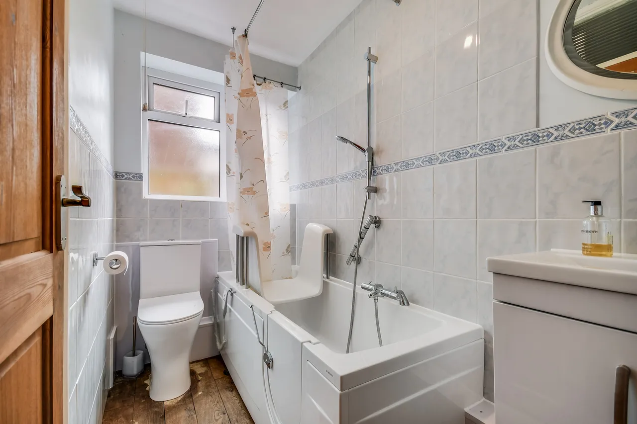 130 Wood Street, Chelmsford, Essex, CM2 8BL, photo 8
