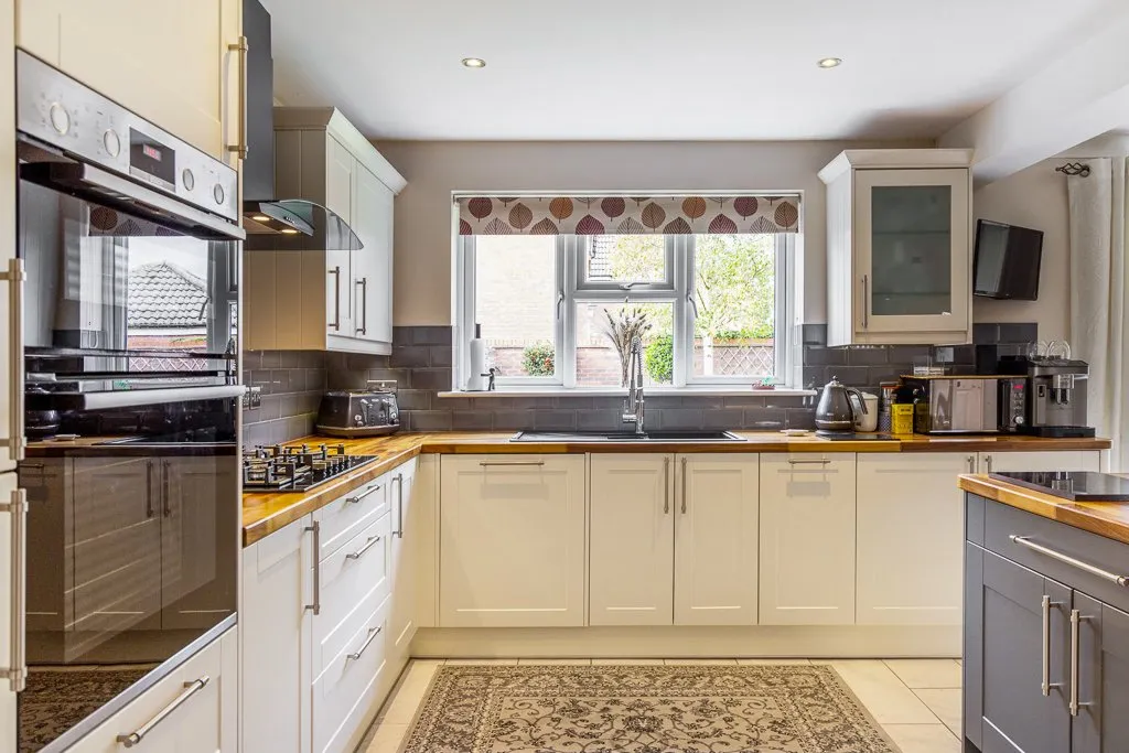 Temple Goring, Navenby, LN5, photo 8