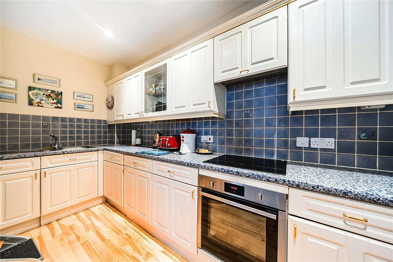 Castle Village, Berkhamsted, photo 3