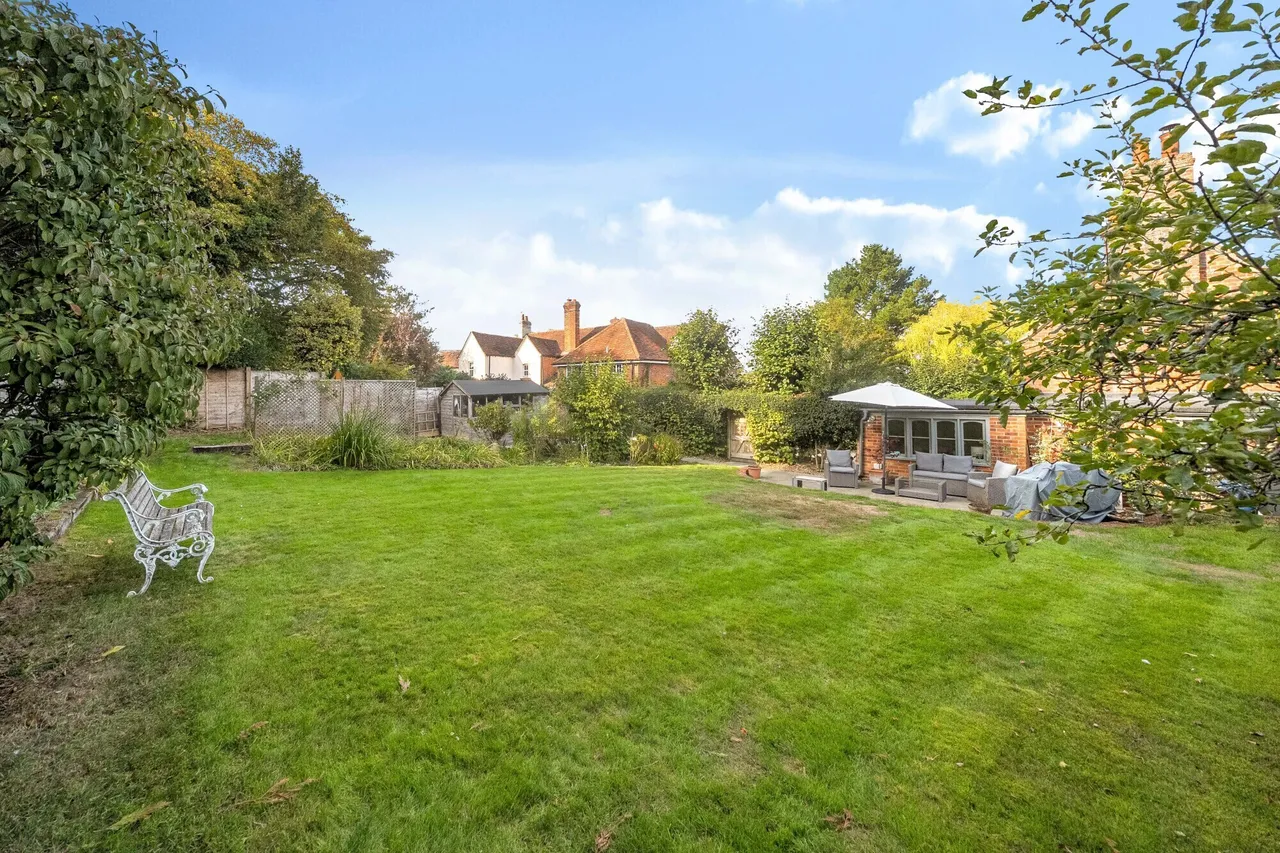 Bath Road, Newbury, RG14, photo 19