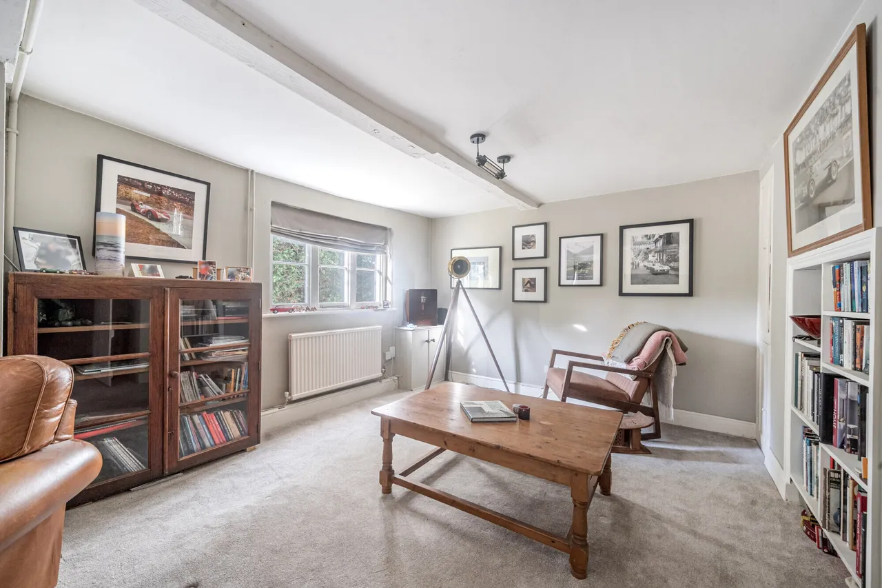 Bath Road, Newbury, RG14, photo 7