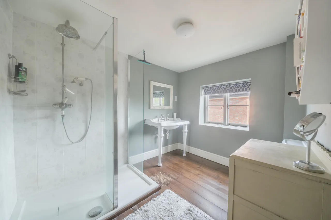 Bath Road, Newbury, RG14, photo 16