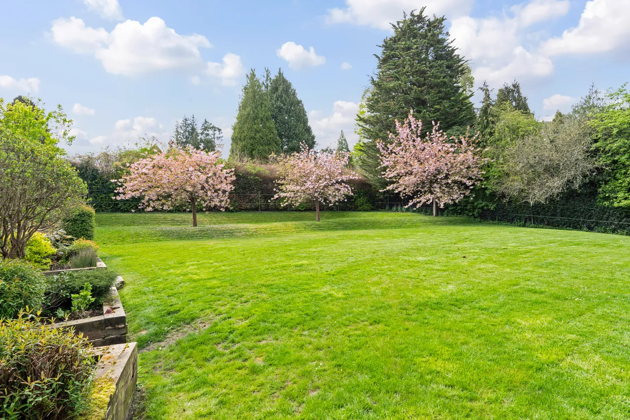 Martinsend Lane, Great Missenden, HP16, photo 2