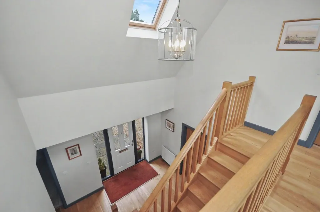 Wellingborough Road, Earls Barton, photo 18