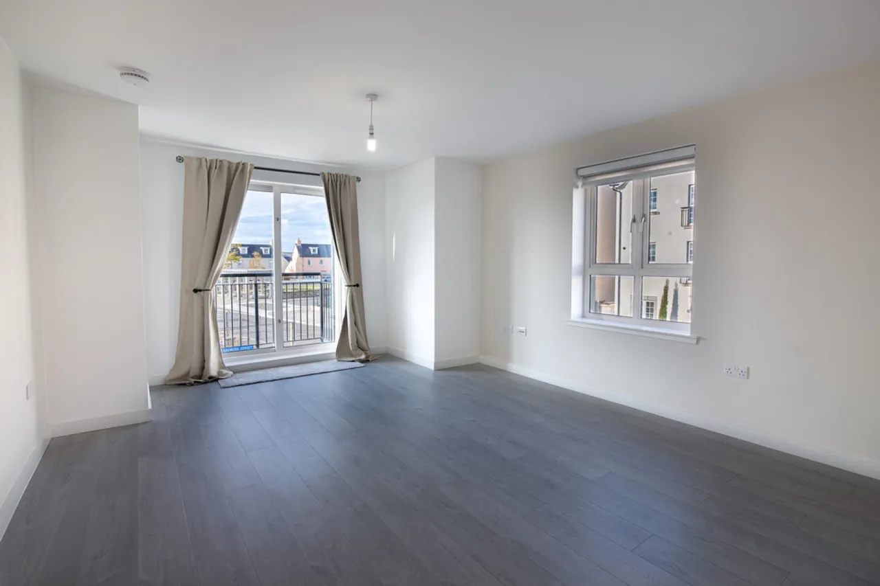 Laverock Braes Road, Grandhome, photo 3