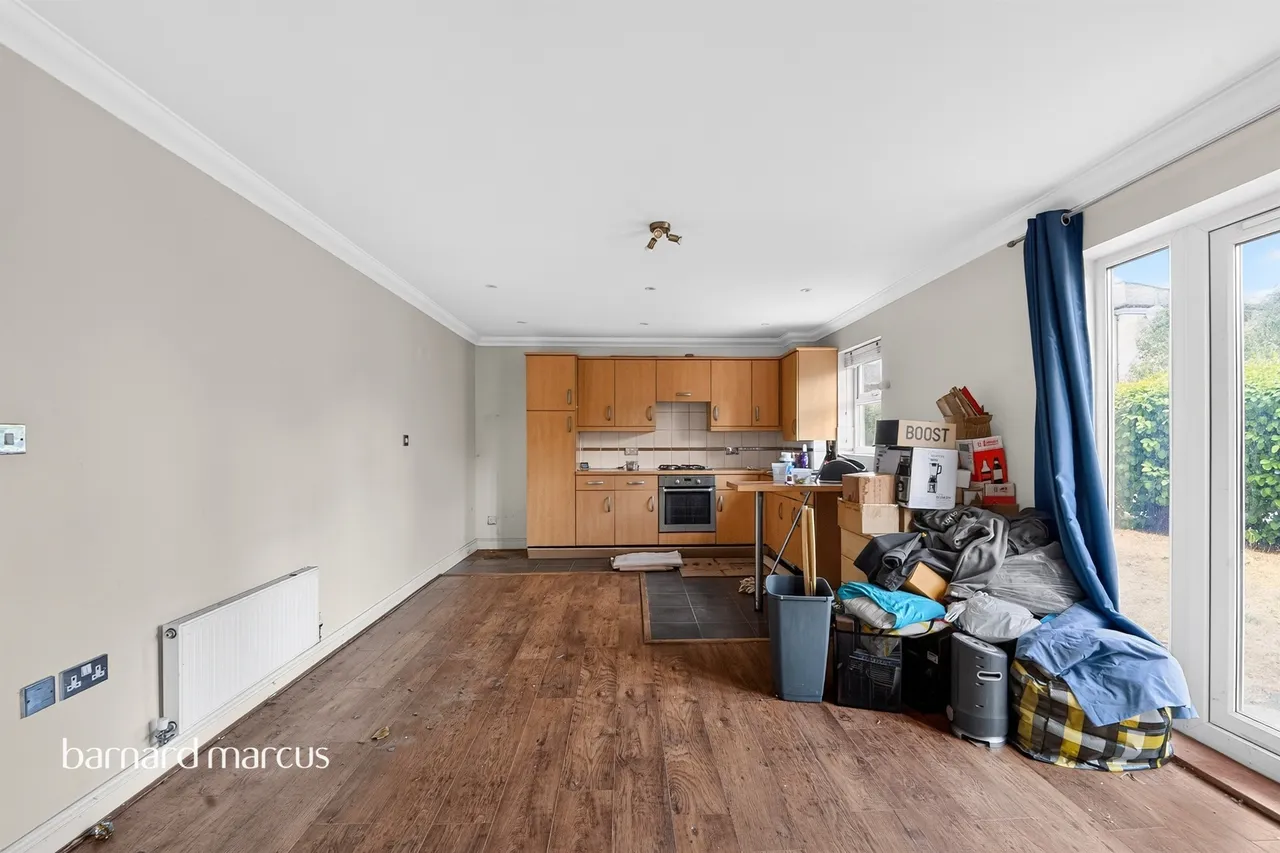 White Lodge Close, Isleworth, TW7, photo 18