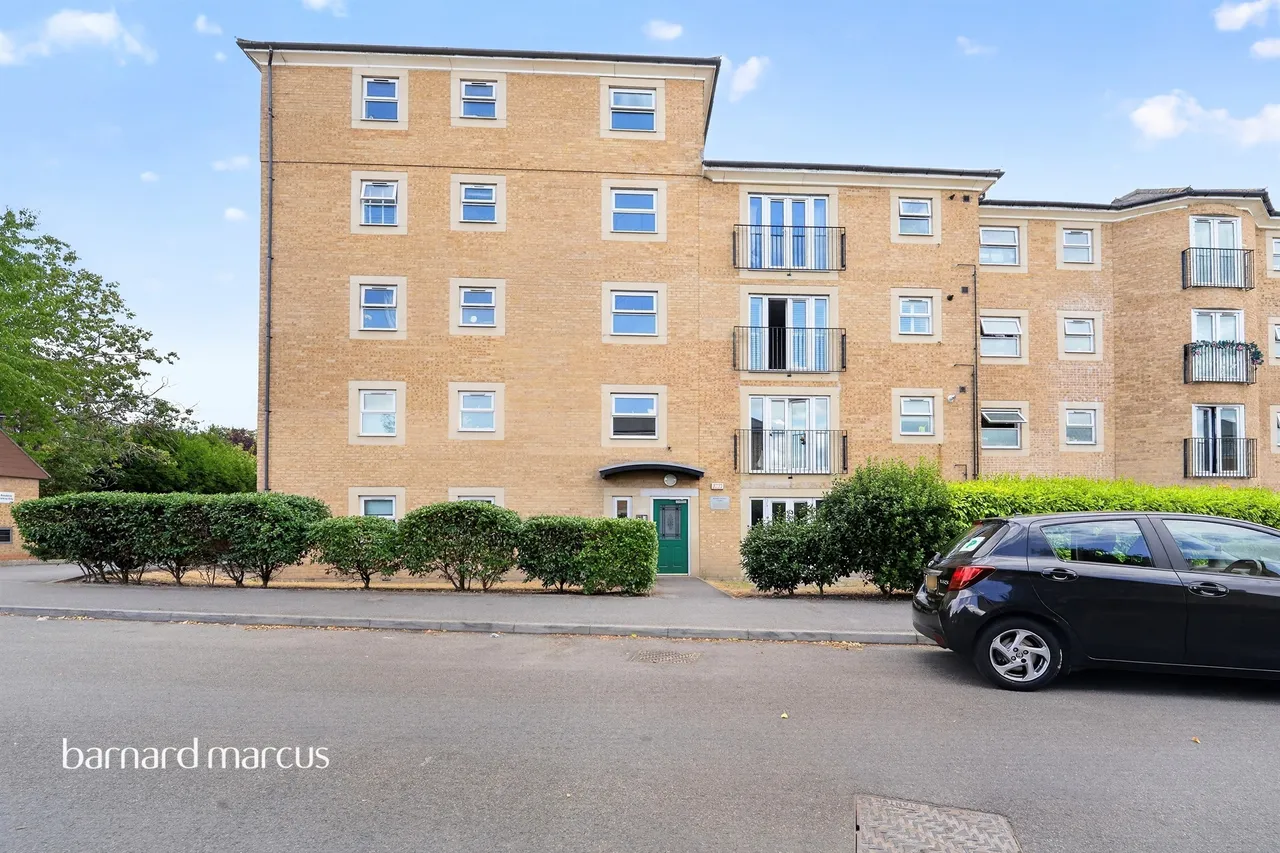 White Lodge Close, Isleworth, TW7, photo 21