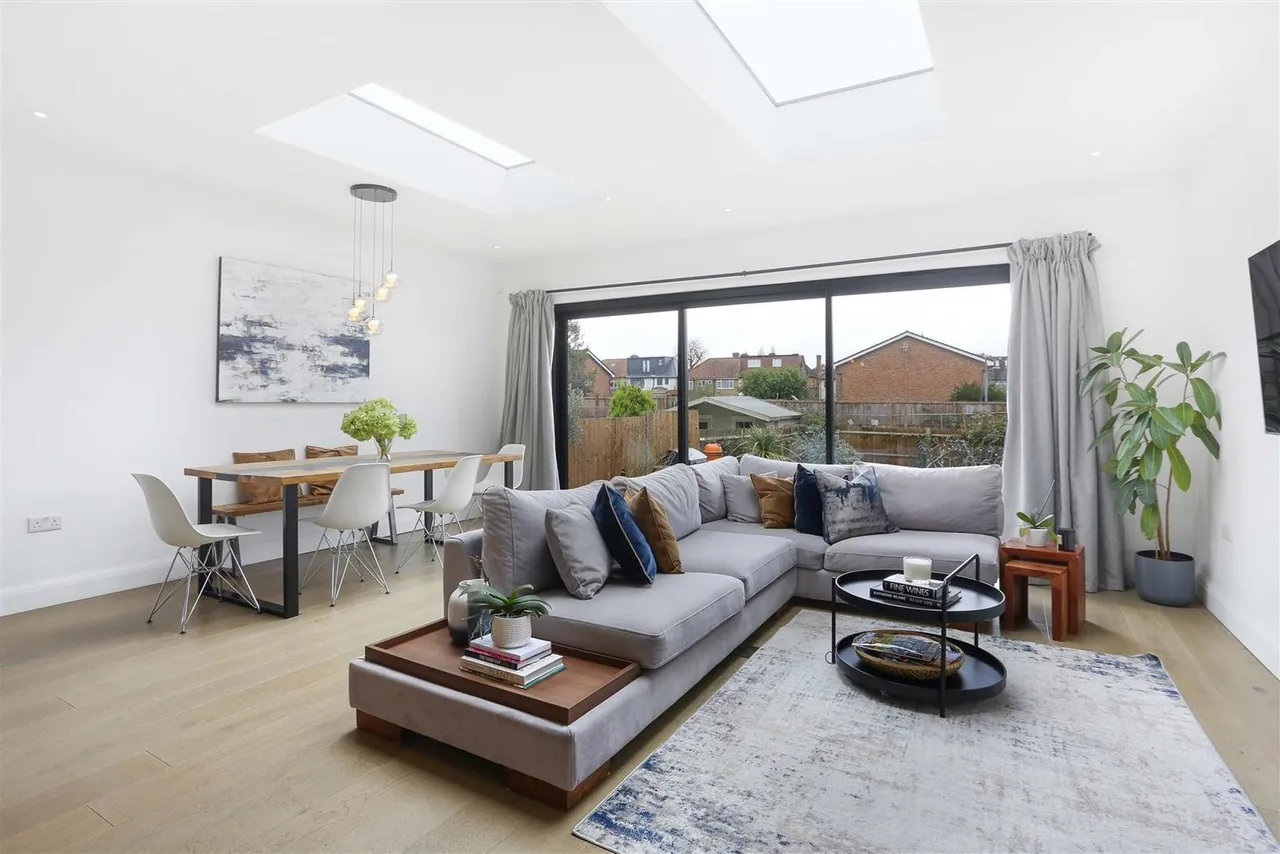 Elm Way, Worcester Park, KT4 8LT, photo 10