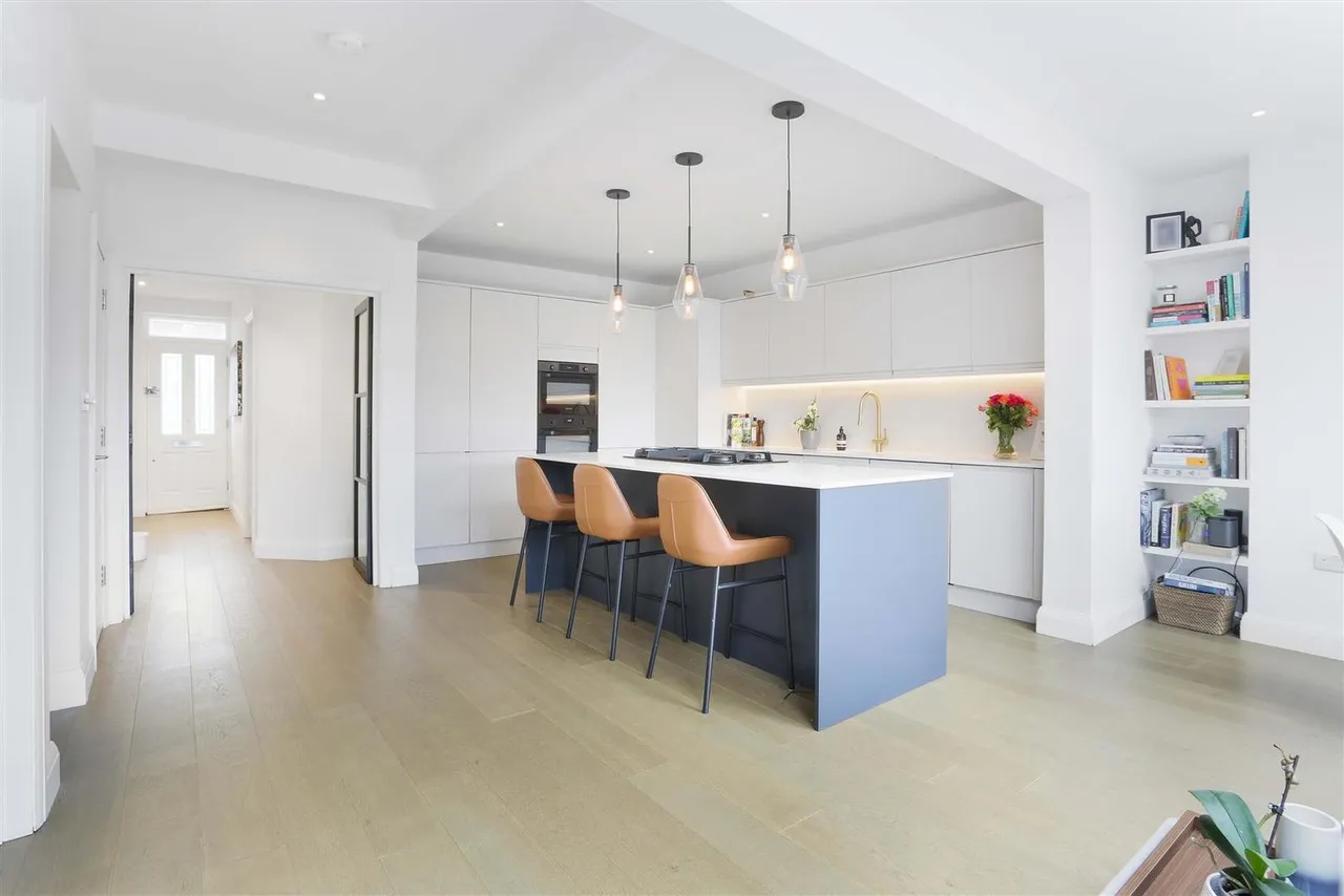 Elm Way, Worcester Park, KT4 8LT, photo 7